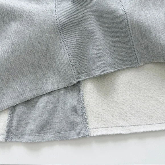 Champion Reverse Weave Cropped Sweatshirt Gray Logo Pullover Small - Picture 12 of 14